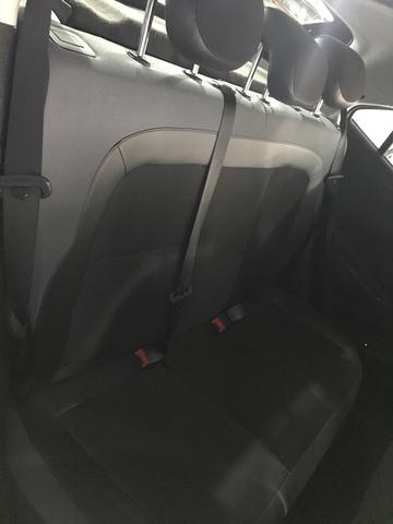 Onix Hatch Activ 1.4 8V Mec - Foto 6