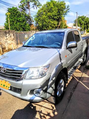 Camionete Toyota Hilux 2.7 cd srv 2012 - Foto 3