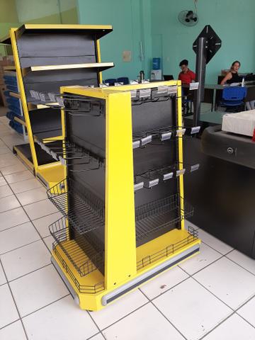 Móveis em aço para mercado