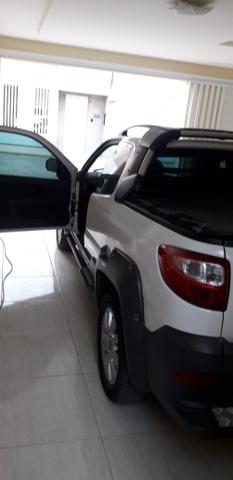 Vendo fiat strada 2014 completa - Foto 2