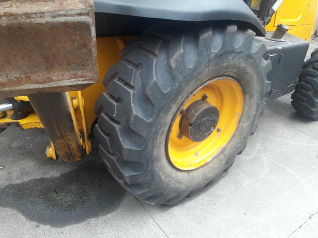 Retroescavadeira jcb 214,2008 - Foto 5