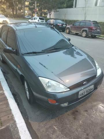 Vendo Ford Focus 2.0 16v automático