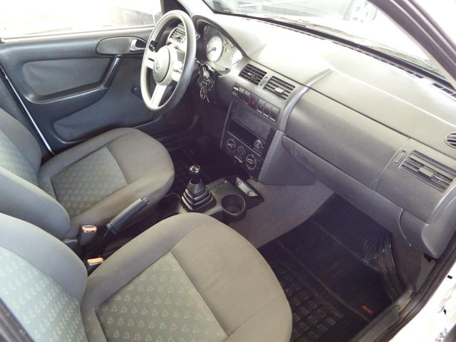 Gol G3 1.6 8v AP 4 portas ano 2003 - Foto 5
