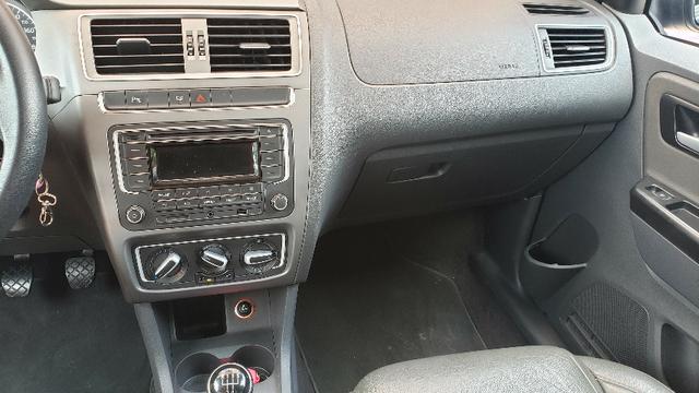 Vw - Volkswagen Fox Confortline 1.0 - 2016 - Foto 9