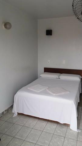 Aluguel de quartos com segurança, conforto e estacionamento - Foto 6