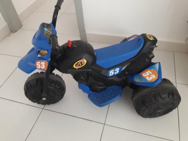 Vendo MOTO ELÉTRICA 6V. NEGOCIÁVEL