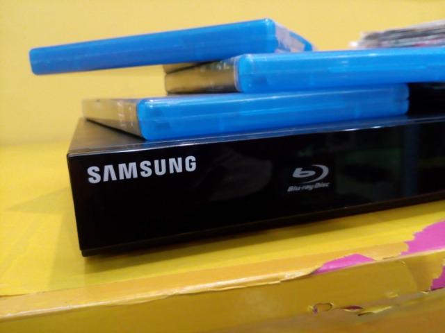 Aparelho Blu-ray Samsung Bd-d5300 (Gratis 37 filmes) - Foto 2