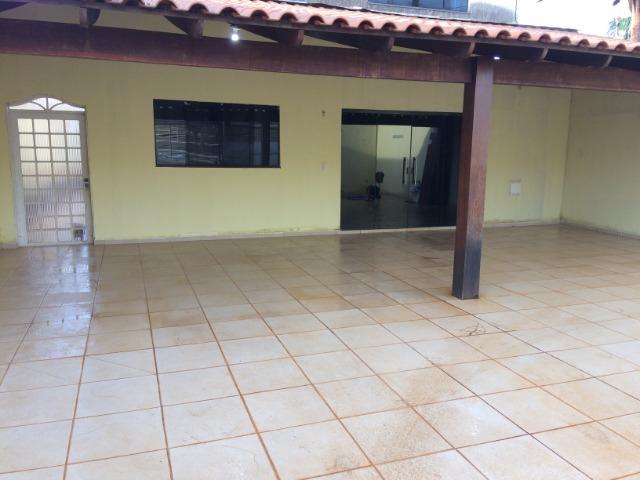 Sobrado em ótima localização, próximo a churrascaria bufá-lo Bio - Foto 2