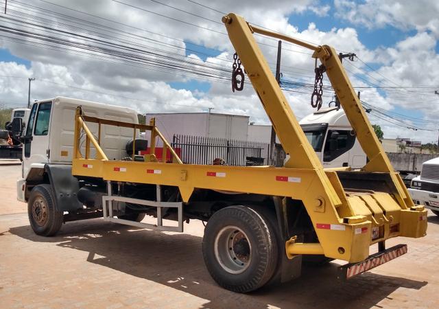 Ford Cargo 1317 Poli guindaste ano 2011 - Foto 2
