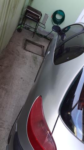 Vendo Peugeot 206 R$9.500 parcelo no cartão - Foto 7