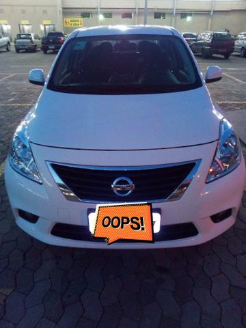 Nissan versa 1.6 sl