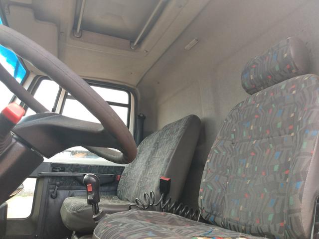 Ford Cargo 1317 Poli guindaste ano 2011 - Foto 10