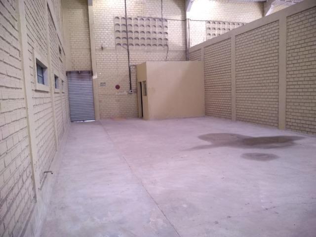 Galpão 920 m² - Foto 13