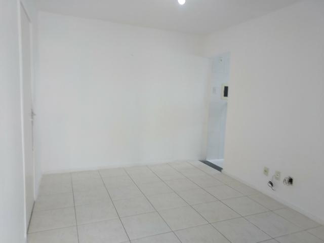 Aluga-se Apartamento Condomínio Bela Vista - Foto 2