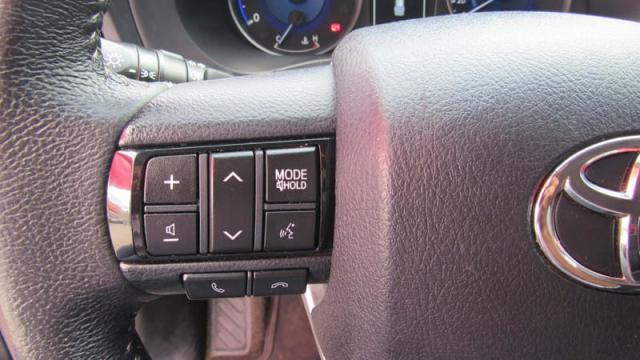 TOYOTA HILUX CD SRX 4X4 2.8 TDI 16V DIESEL AUT - Foto 8