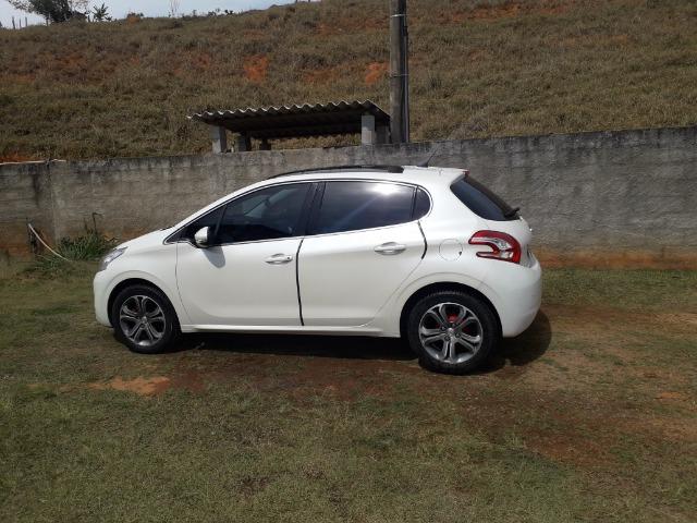 Peugeot 208 griffe 2014