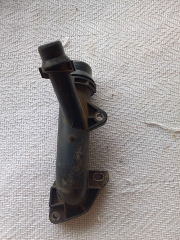 Tubo saída de água motor BMW 320i  120i  116i  X1 2.0 - Foto 5