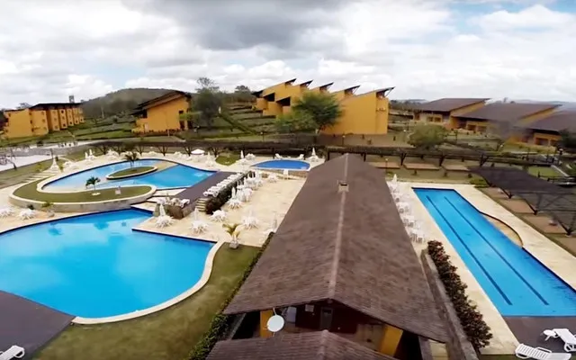 Gravatá: Aluguel por temporada de flats com 02 quartos no Winterville Resort em Gravatá