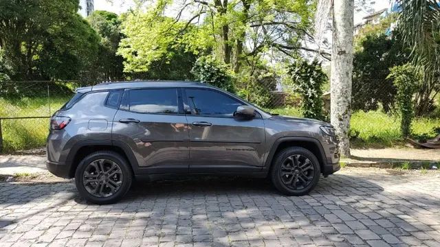 Oportunidade !!! Carro Lindo!! Jeep Compass Longitude Pac 80 anos, 21.000 km, na garantia.