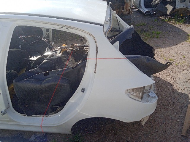 Traseira Baixa Sem Teto Peugeot 207   - Foto 2