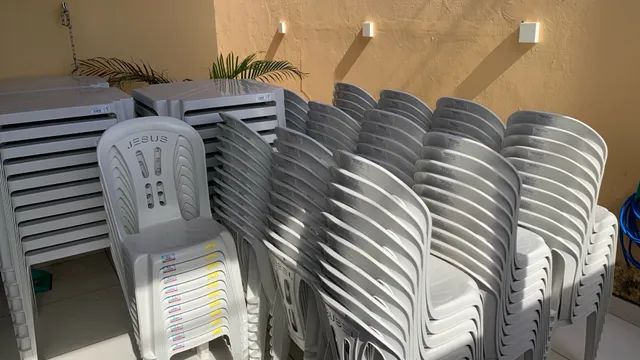 Locação de mesas e cadeiras - Foto 2