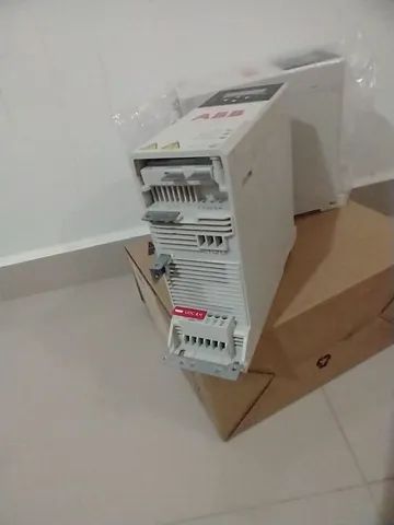 Inversor de frequência 3 cv trifásico ABB 380-400Vca. - Foto 4