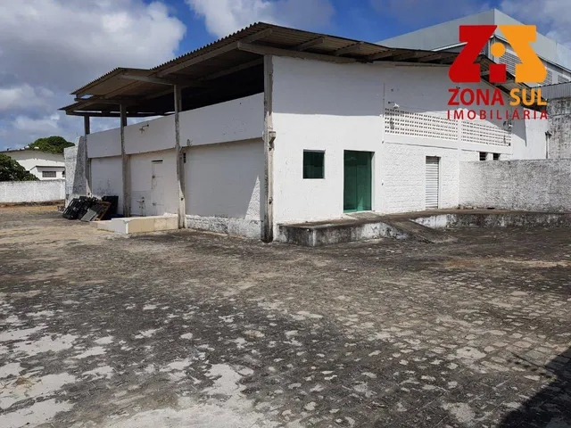 Galpões, Depósitos e Armazéns com acesso 24 horas à venda na Zona