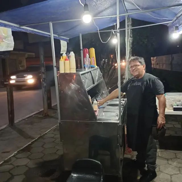 Carrocinha de cachorro-quente - Trailers e carrinhos comerciais - Silva ...