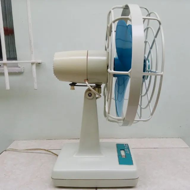 Ventilador Arno 220V 30cm 70W Conservado - Foto 2