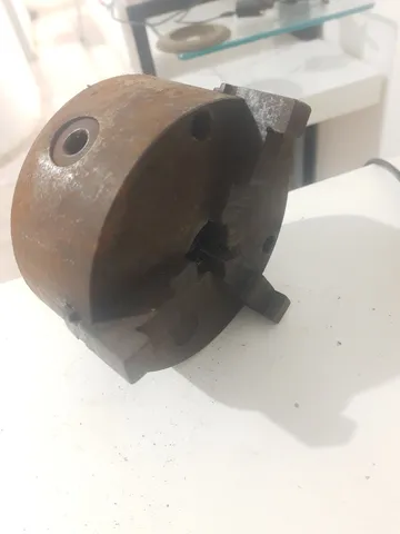 Placa para torno mecânico