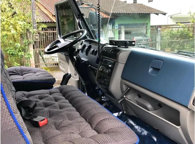 VW 8.150 baú ano 2011 - Foto 9