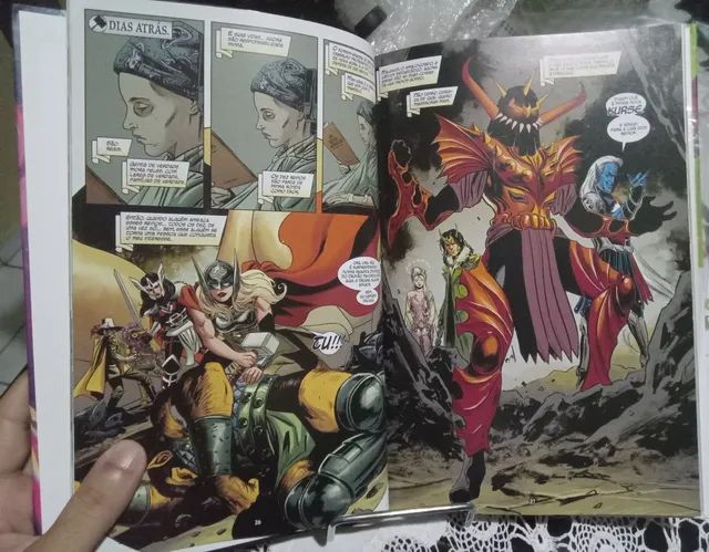 HQ capa dura Thor a guerra shiar asgardiana, nova!  - Foto 3