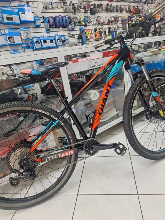 Bicicleta Giant Revel 12v - Foto 5