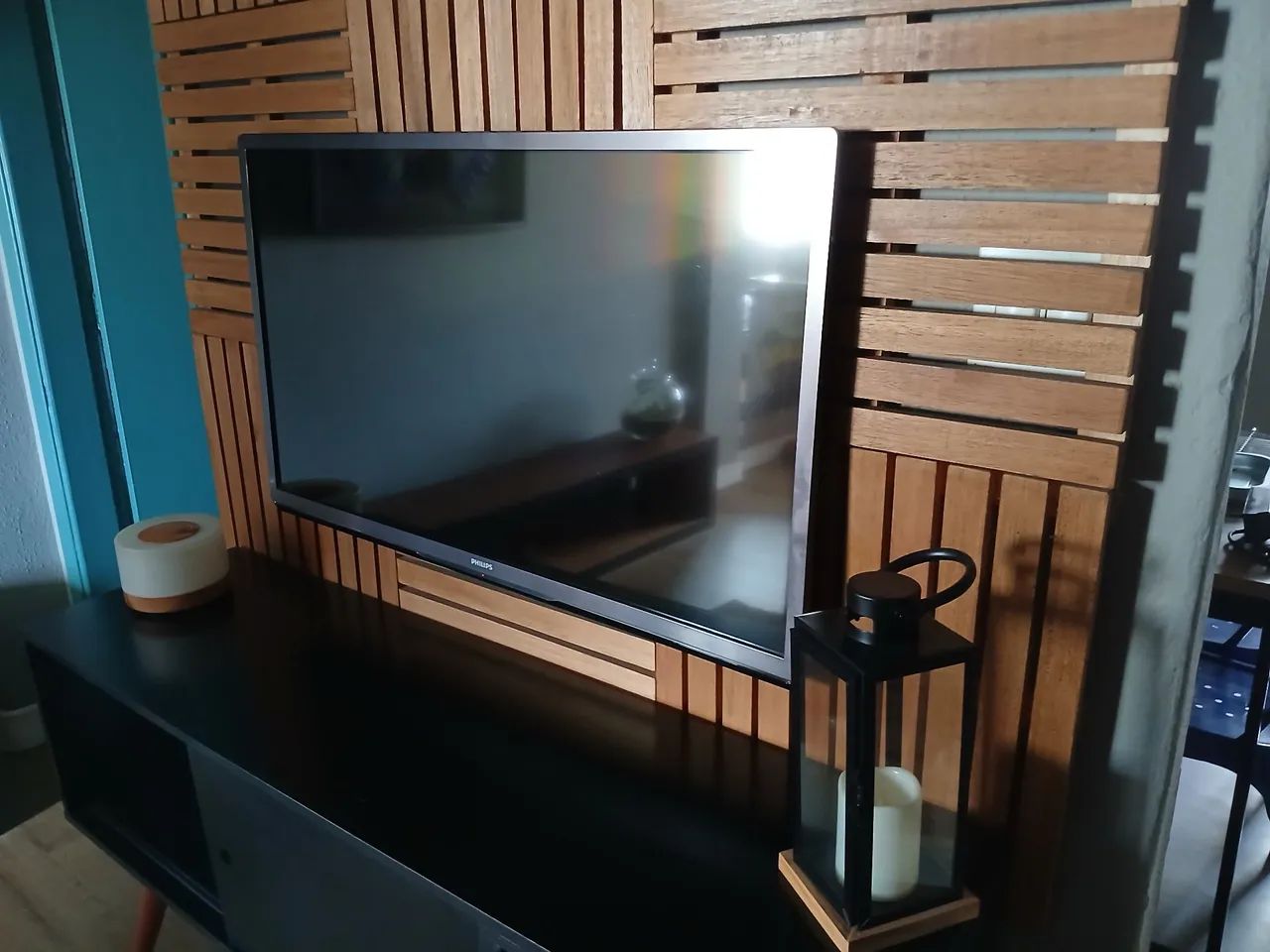TV Philips 4K 42 polegadas com 4 óculos - Foto 4