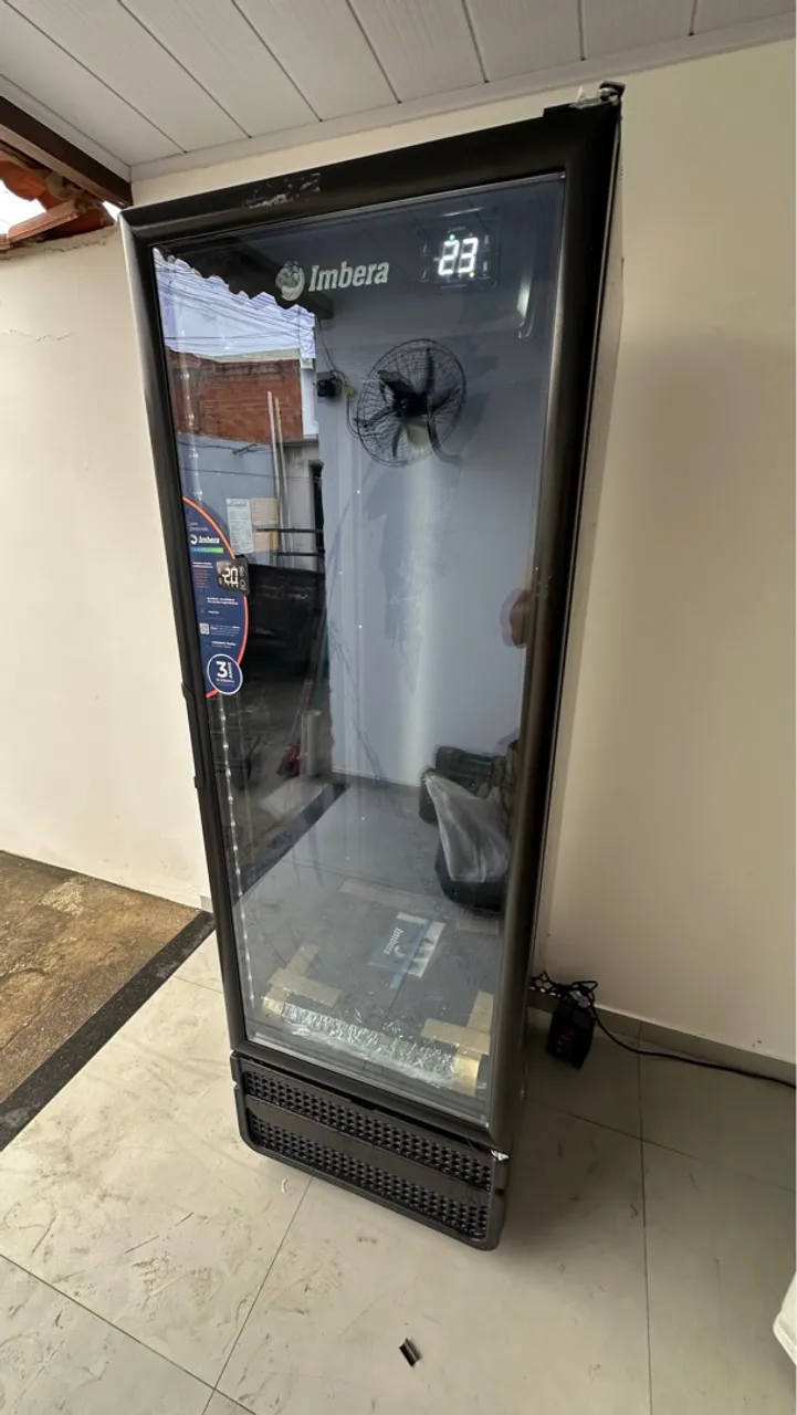 Cervejeira Imbera 569 litros 220v zerado
