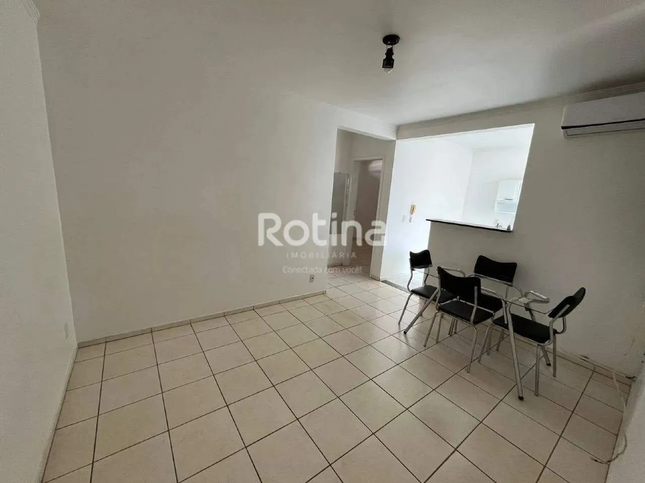 Apartamento para alugar, 2 quartos, Jardim Brasília - Uberlândia/MG - Rotina Imobiliária