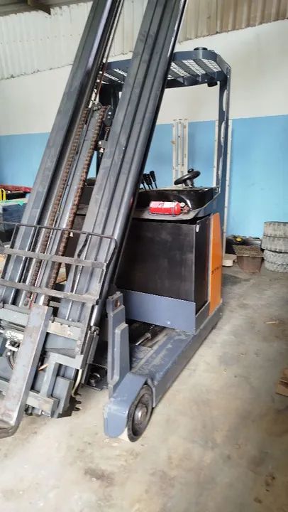 Empilhadeira STILL -torre 8.80 - Foto 3