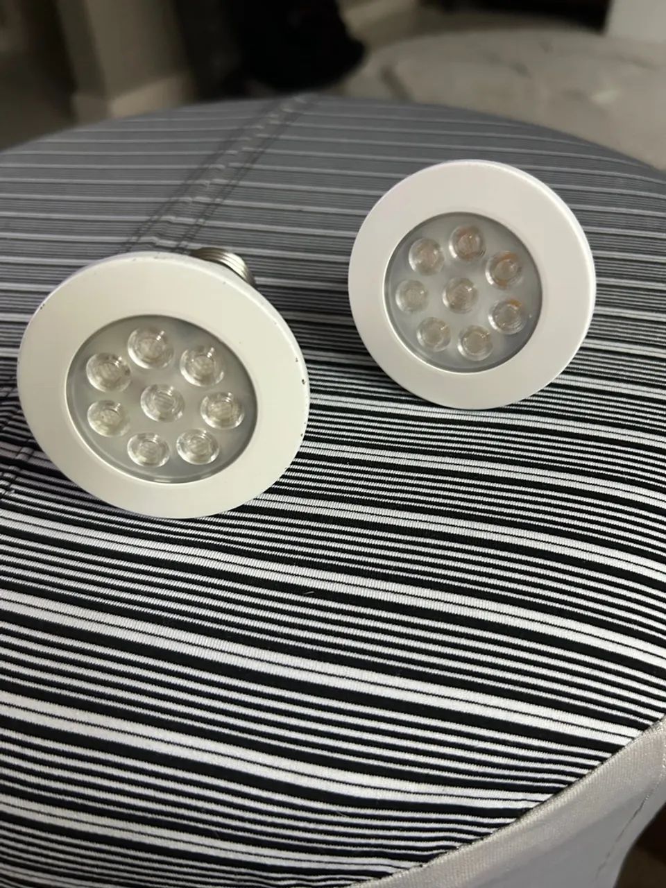 2 Lâmpadas LED 6W 3000k stellatech