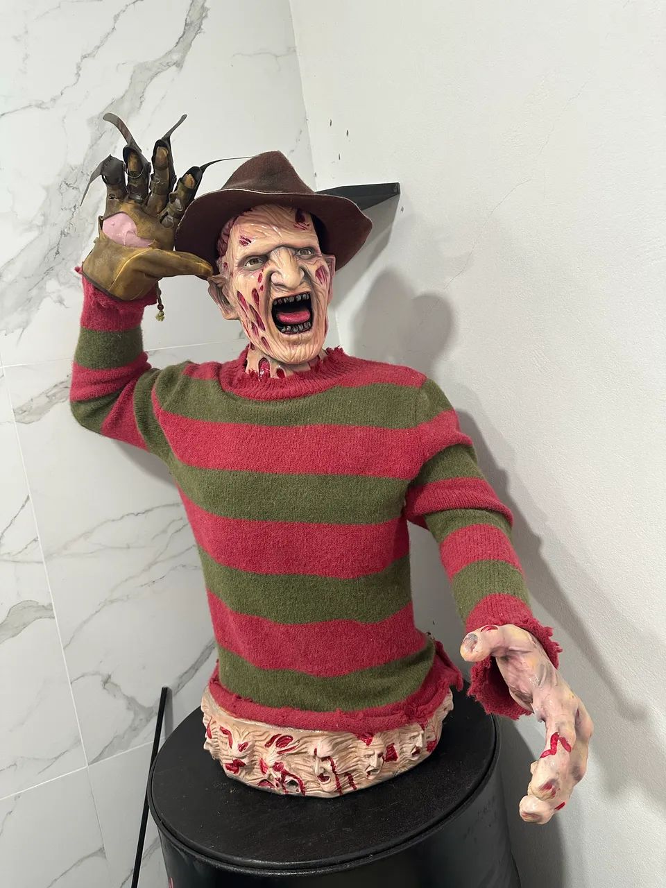Busto Freddy Kruger 1:1