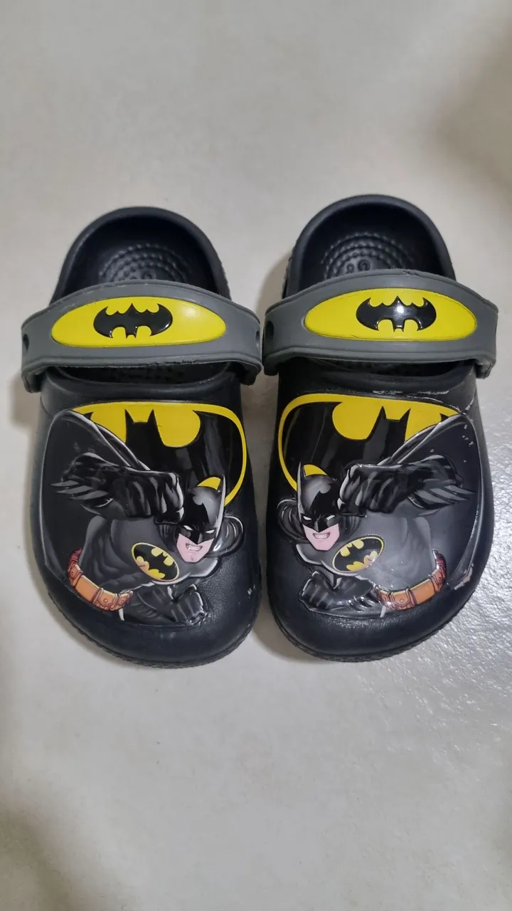 Sandálias Crocs Batman Infantil