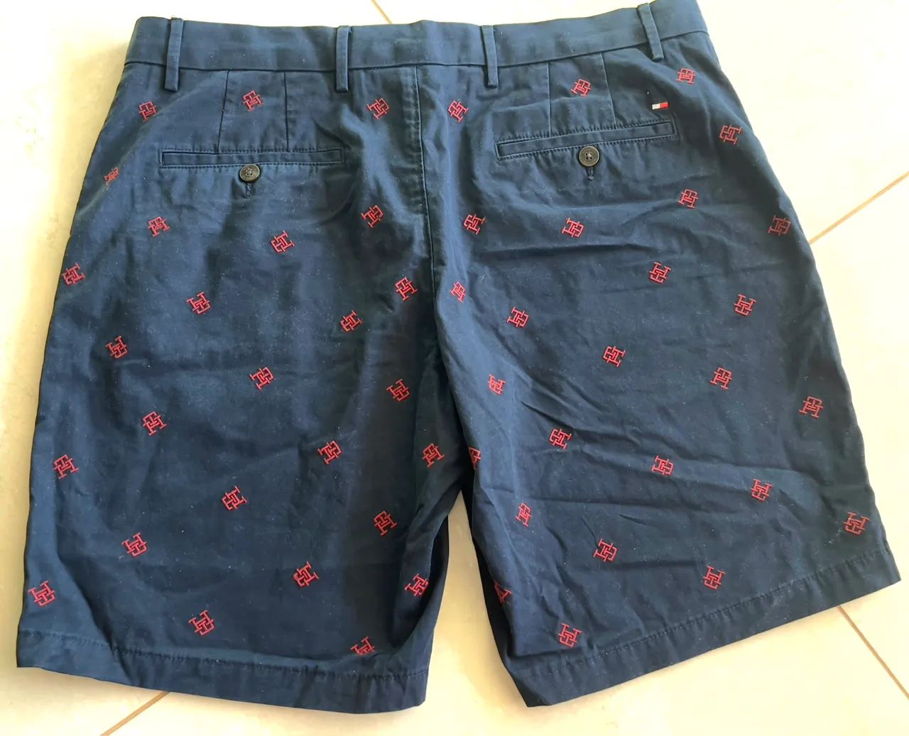 Bermuda/Shorts Tommy Hilfiger - Azul - tamanho 36 - nova/sem uso - Foto 2