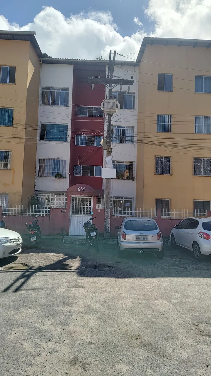 Apartamento à venda no Vale dos Lagos, Salvador - 2/4 quartos.