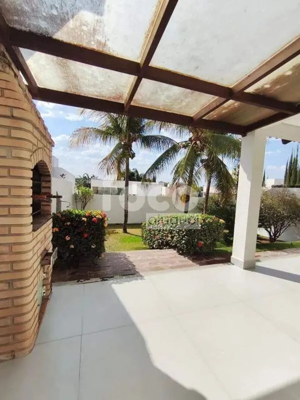 Casa em condomínio na Zona Sul com 380m²