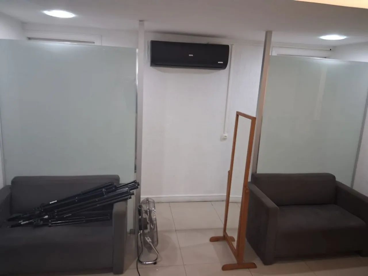 Centro - Sala Comercial para Locação  Próxima à Praça Mauá| Espaço amplo e versátil - Foto 3