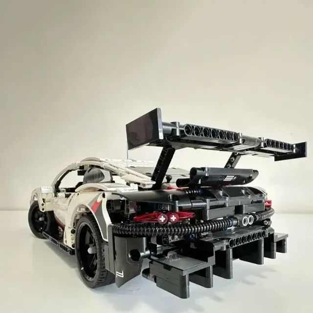Tipo Lego Porshe GT3 1:10 1580 peças - Foto 3