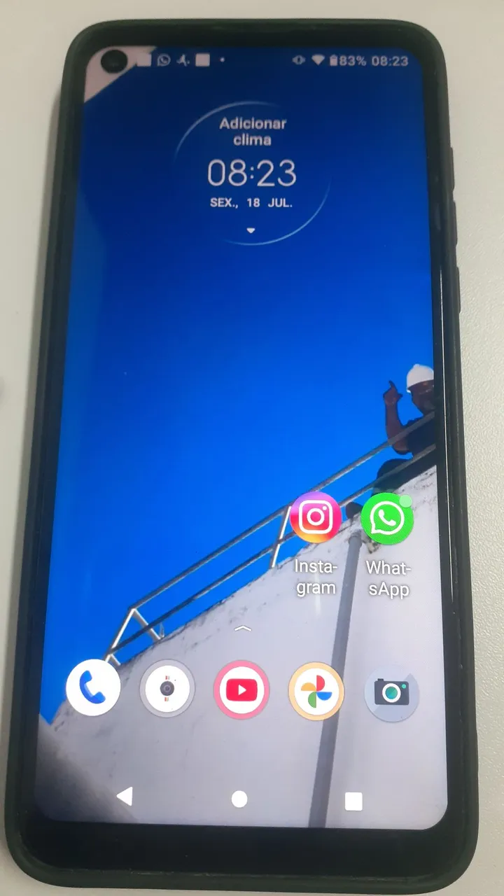 MOTOROLA MOTO G8 