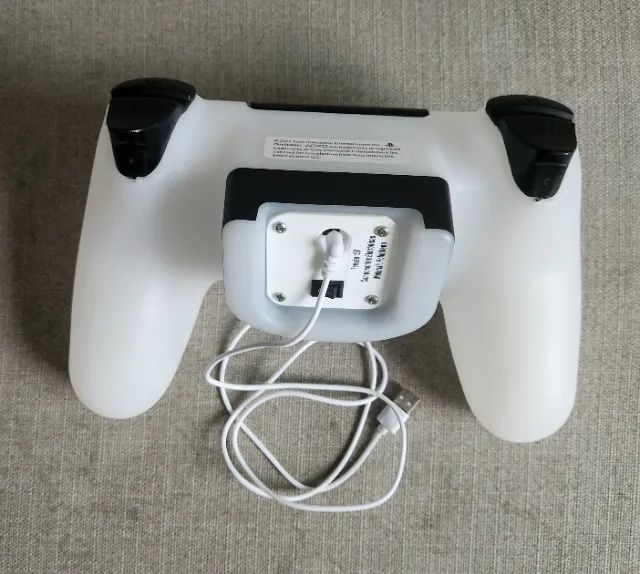 Luminária Abajur decorativo 3D Controle PS4 Gamer - Foto 3