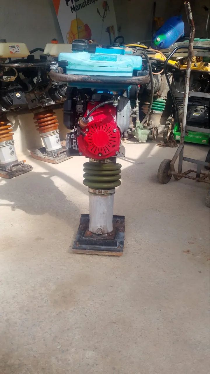 Compactador de solo 64316915068545122