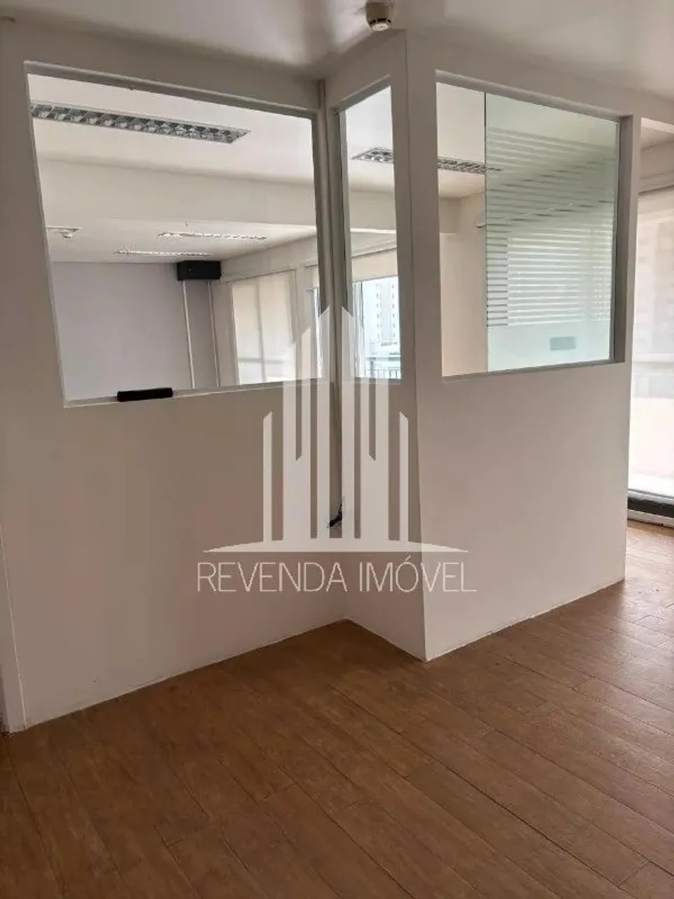 Sala Comercial em Condomínio para Locação em Santana, São Paulo-SP: 2 Salas, ar condiciona