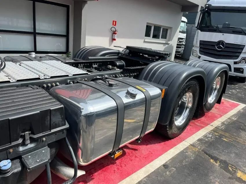 Mercedes-Benz Actros 2548 6x2 2022 Geladeira / Rodas em Alumínio - Foto 9